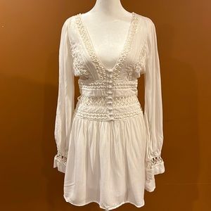 FREE PEOPLE WHITE EMBROIDERED OPEN BACK DRESS SIZE 4